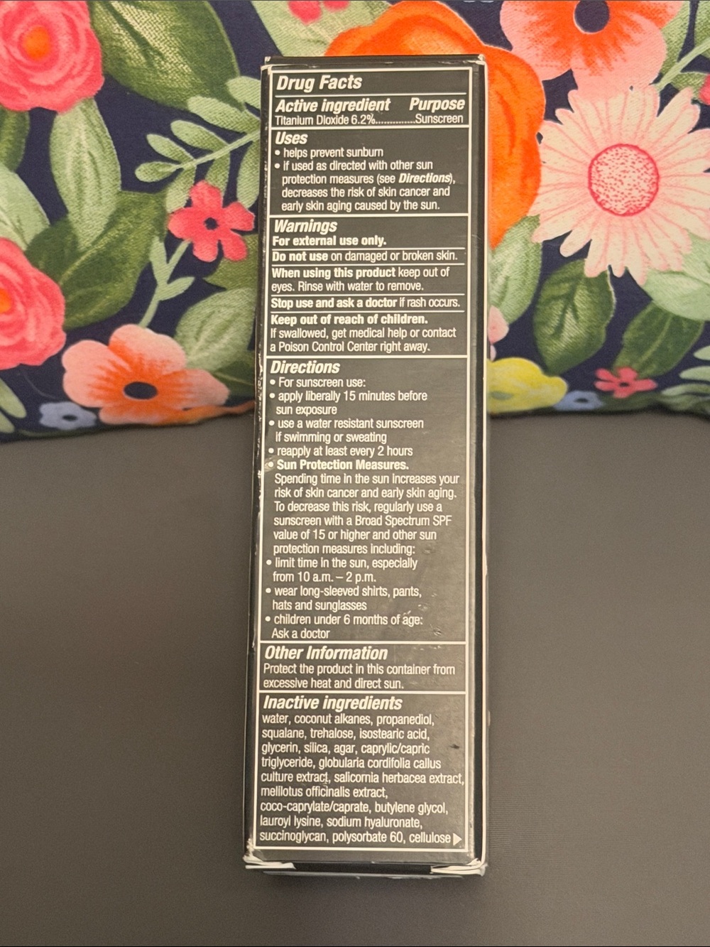 bareMinerals Complexion Rescue Tinted Moisturizer in Wheat 4.5 SPF30 - Picture 3 of 5